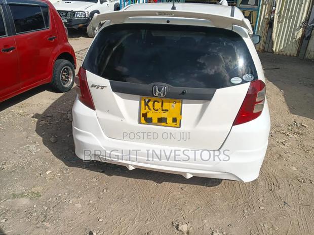 Honda Fit 2010 White