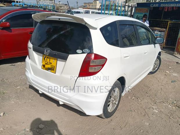Honda Fit 2010 White