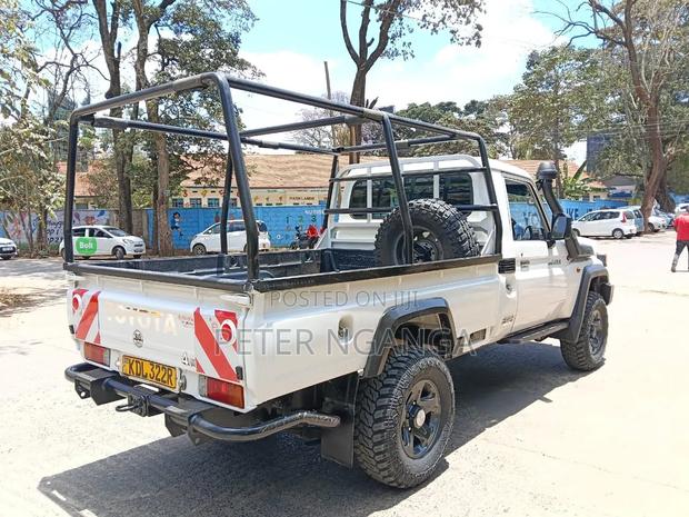 Toyota Land Cruiser 79 Series 2023 White