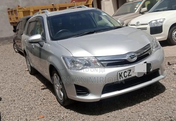 Toyota Corolla Fielder 2013 Silver