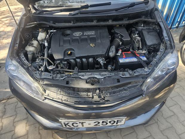 Toyota Wish 2011 Gray