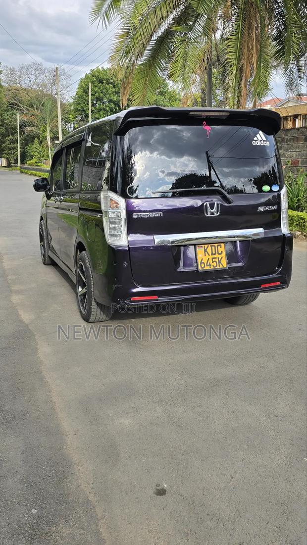 Honda Stepwgn 2014 Purple