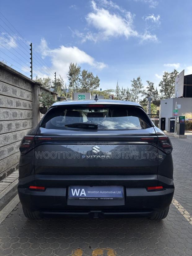 New Suzuki Grand Vitara 2025 Gray