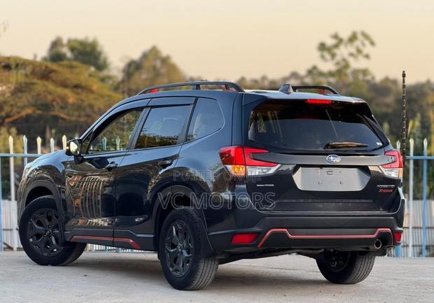 Subaru Forester Premium AWD 2019 Black