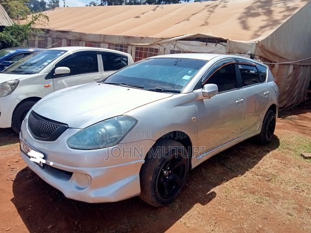 Toyota Caldina 2002 Silver