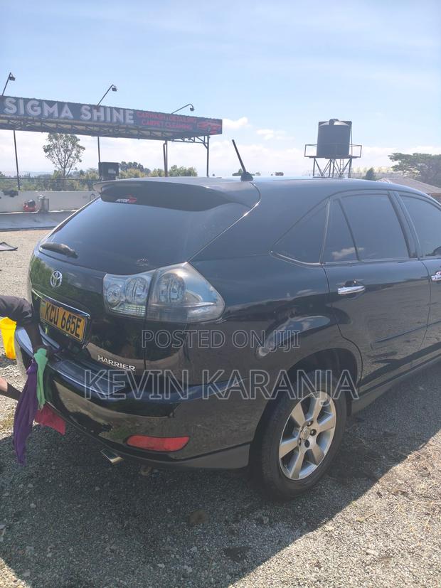 Toyota Harrier 240G 2012 Black