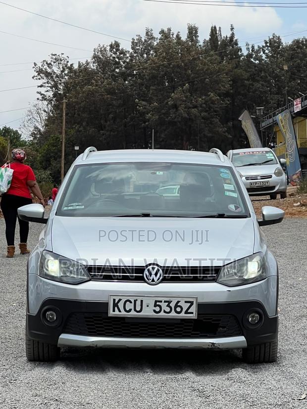 Volkswagen Polo 2012 Gray