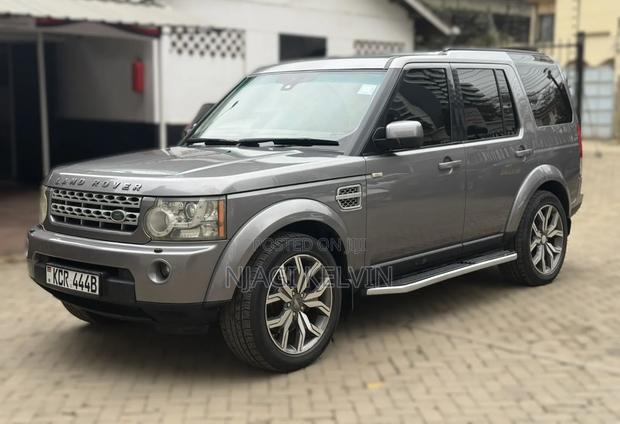 Land Rover Discovery 2011 Gray