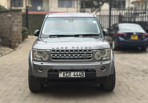 Land Rover Discovery 2011 Gray