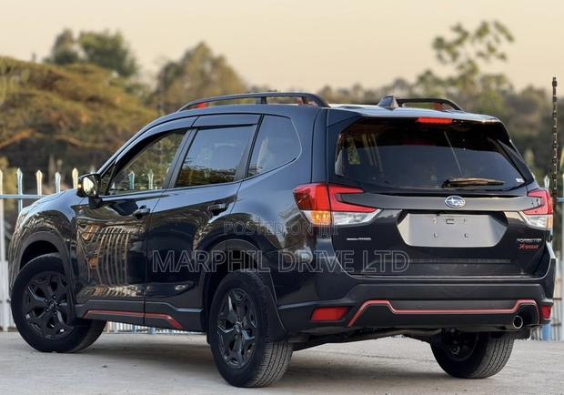 Subaru Forester 2019 Gray
