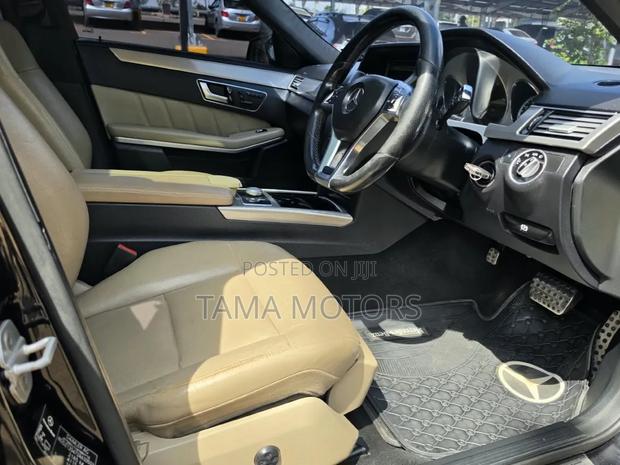 Mercedes-Benz E250 2012 Black