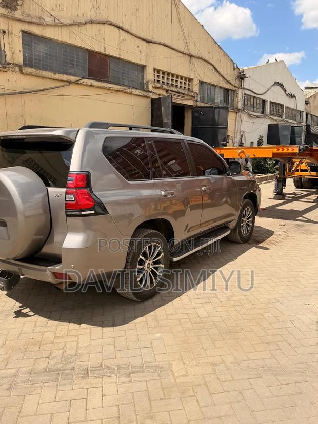 Toyota Land Cruiser Prado 2015 Gray