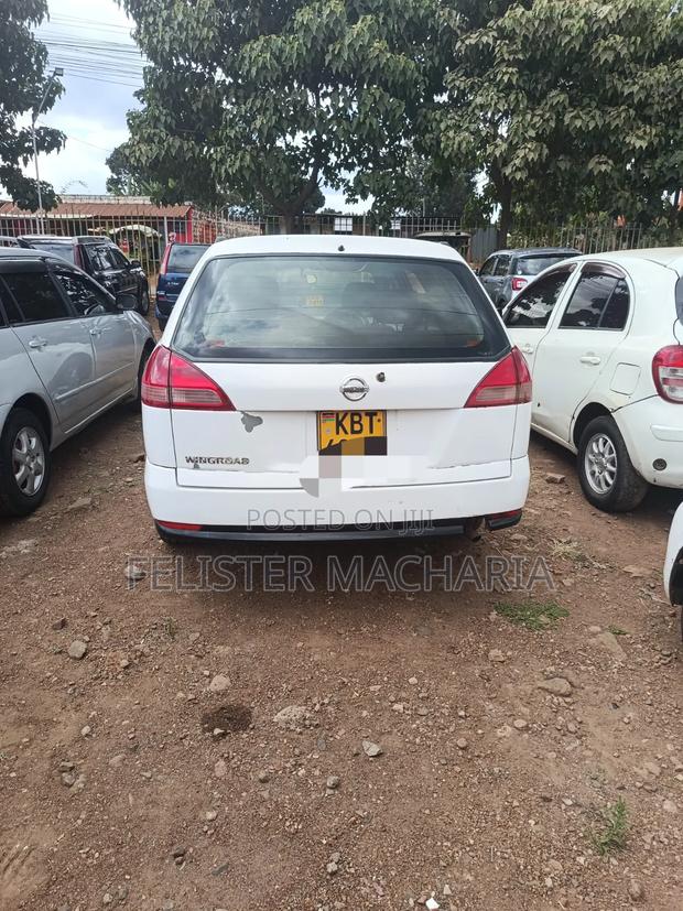 Nissan Wingroad 2005 White