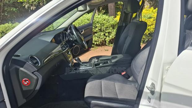 Mercedes-Benz C200 2013 White