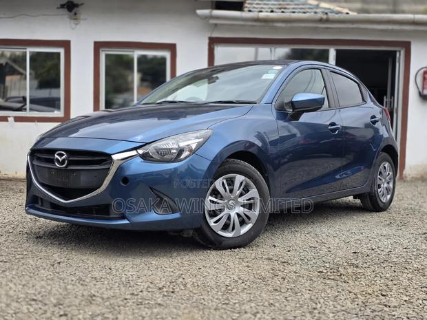 Mazda Demio 2019 Blue