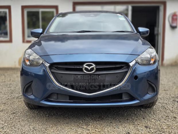 Mazda Demio 2019 Blue