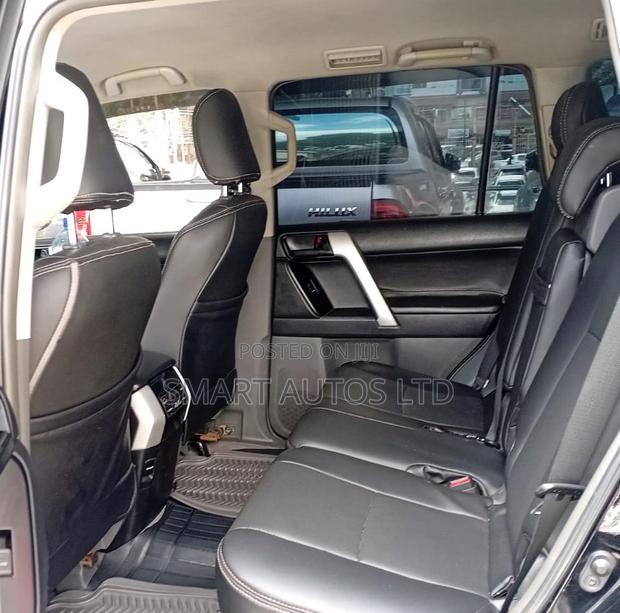 Toyota Land Cruiser Prado 2012 Black