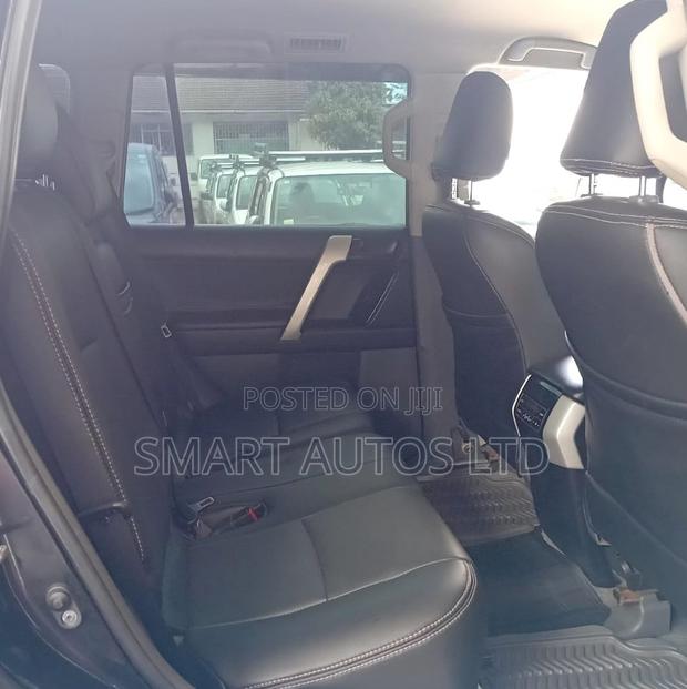 Toyota Land Cruiser Prado 2012 Black