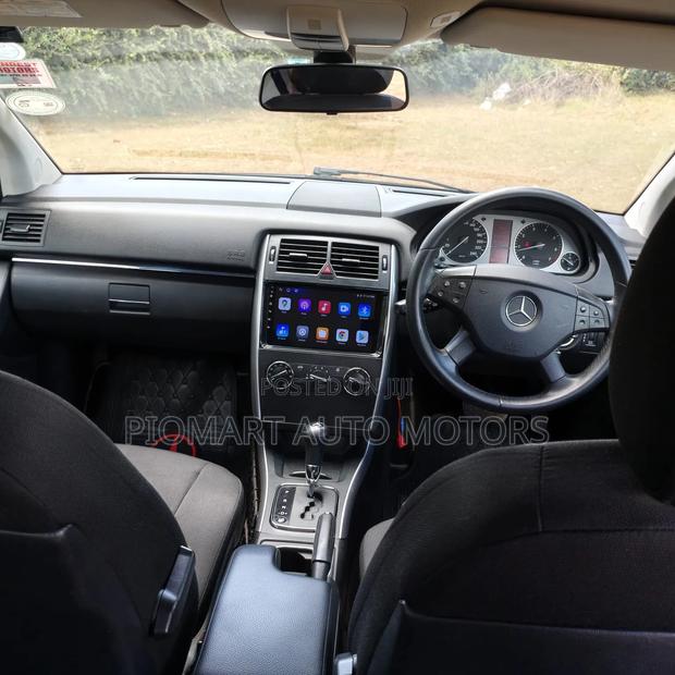 Mercedes-Benz B-Class 2012 Silver