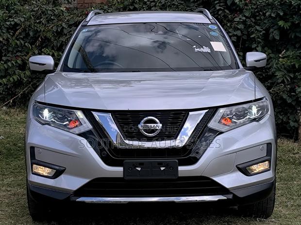 Nissan X-Trail 2.0 Petrol AWD 2019 Silver