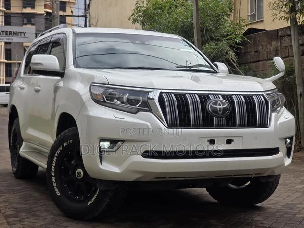 Toyota Land Cruiser Prado 2.8 2020 White
