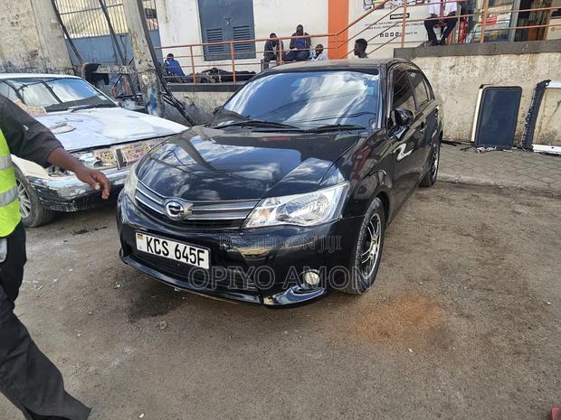 Toyota Axio 2013 Black