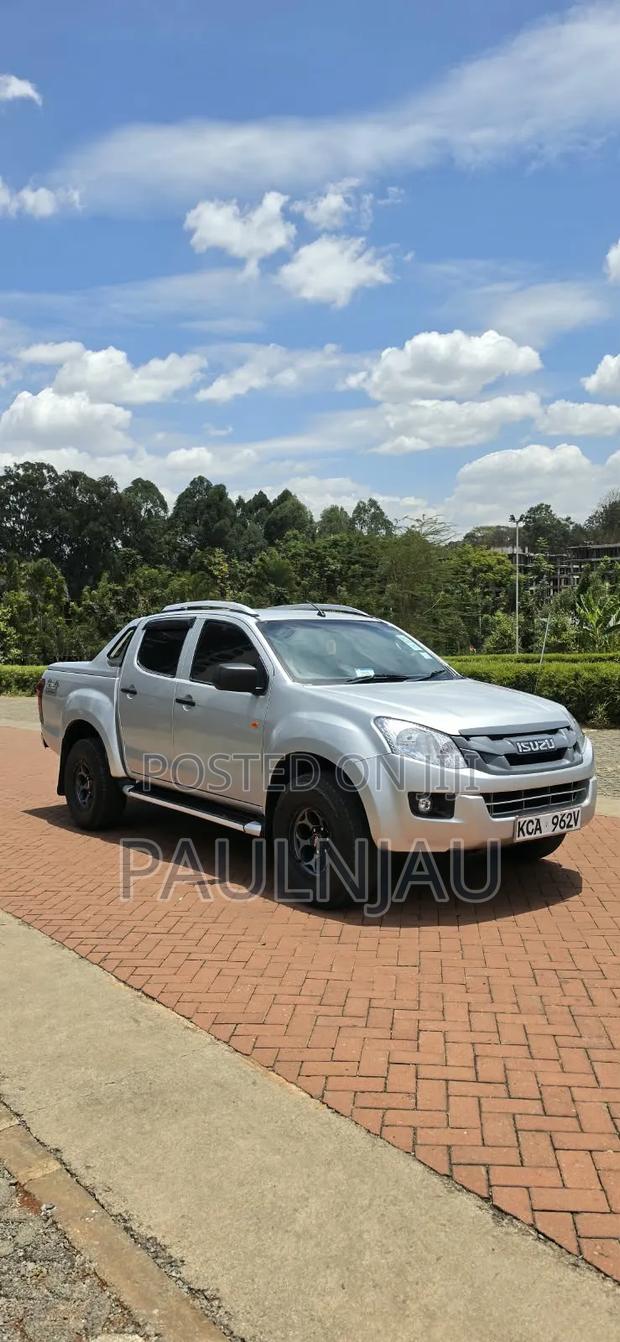 Isuzu D-MAX 2015