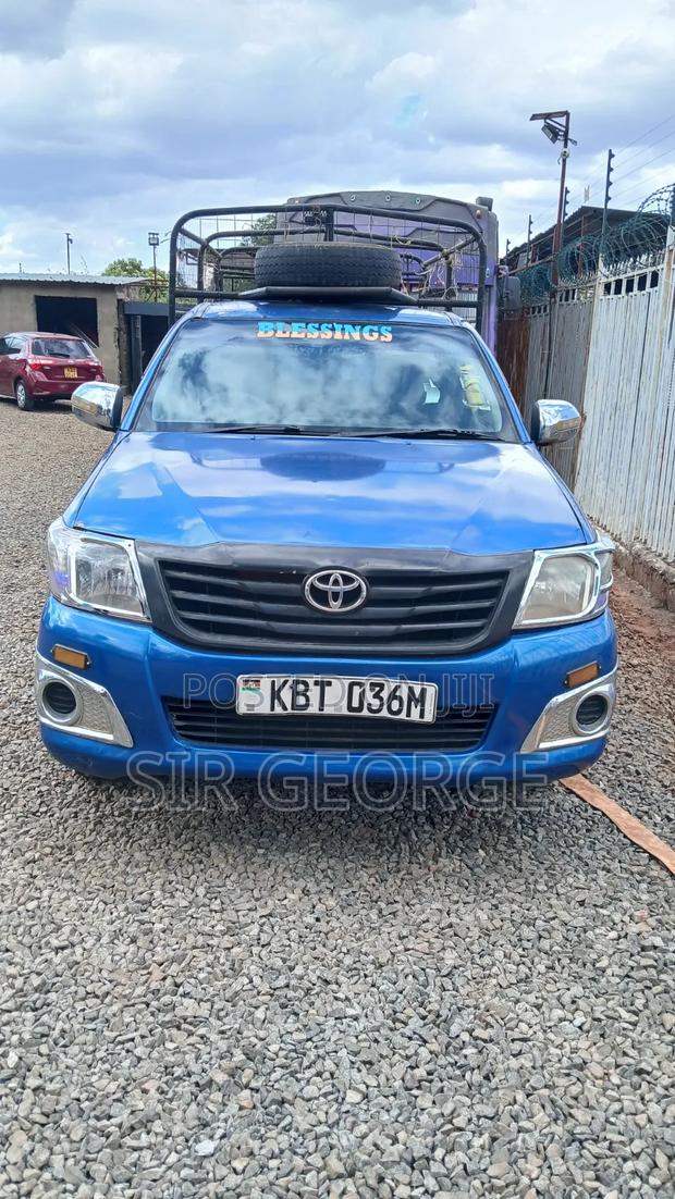 Toyota Hilux 2.5 Cab 2005 Blue