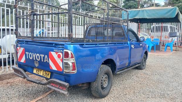 Toyota Hilux 2.5 Cab 2005 Blue