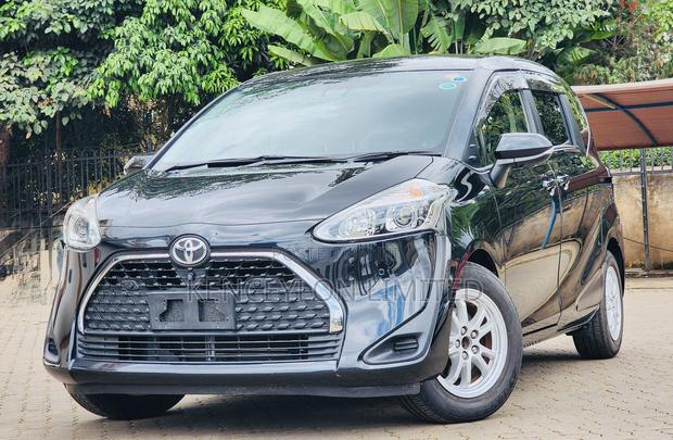 Toyota Sienta 1.5 FWD 2020 Black