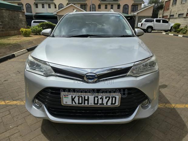 Toyota Corolla Fielder 2015 Gray