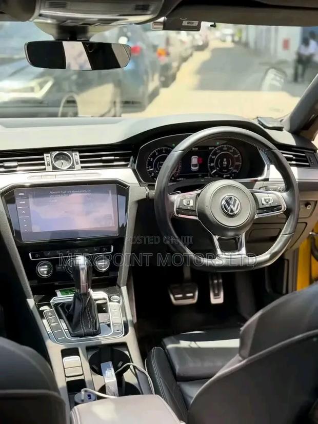Volkswagen Arteon 2020 Gold