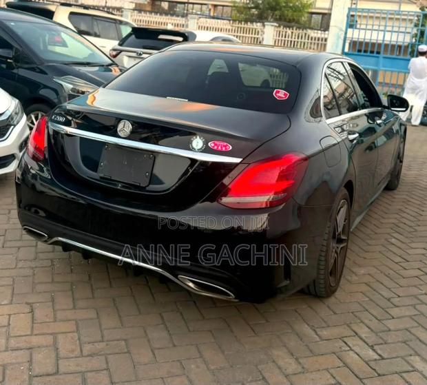 Mercedes-Benz C200 2019 Black