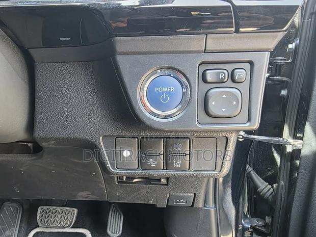 Toyota Corolla Fielder 2019 Black