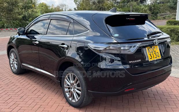 Toyota Harrier 2.0 2014 Gray