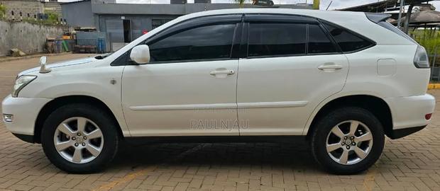 Toyota Harrier 2006 White