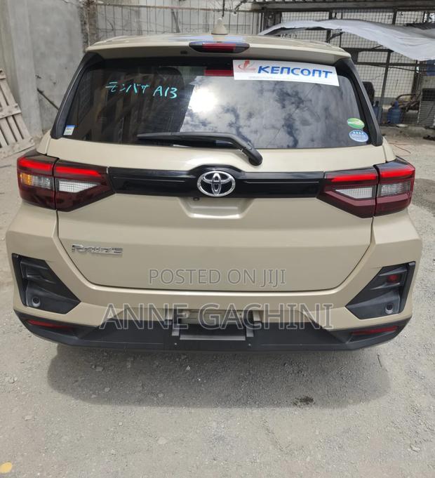 Toyota Raize 2021 Beige