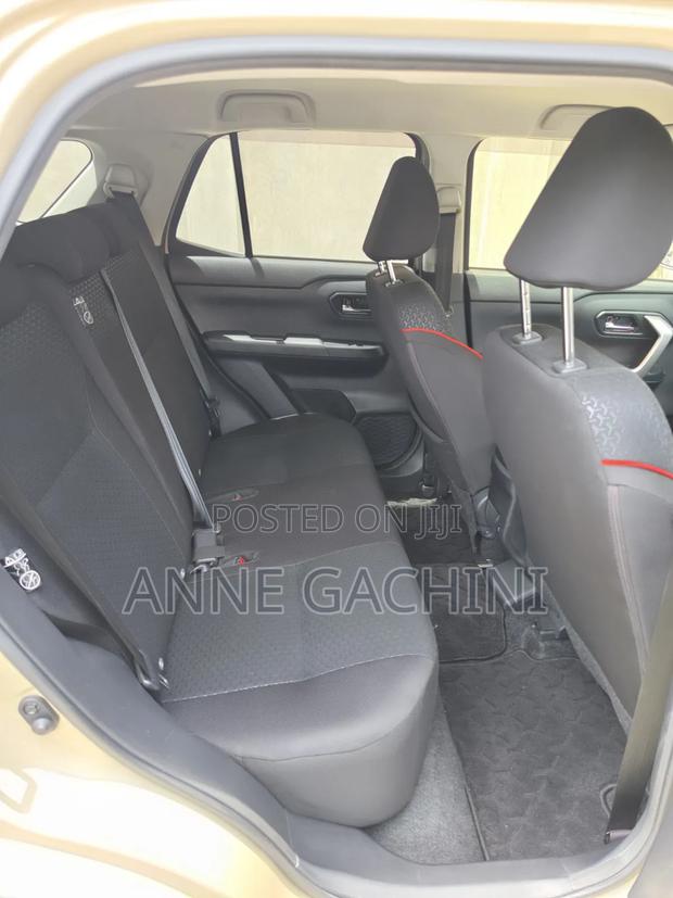 Toyota Raize 2021 Beige