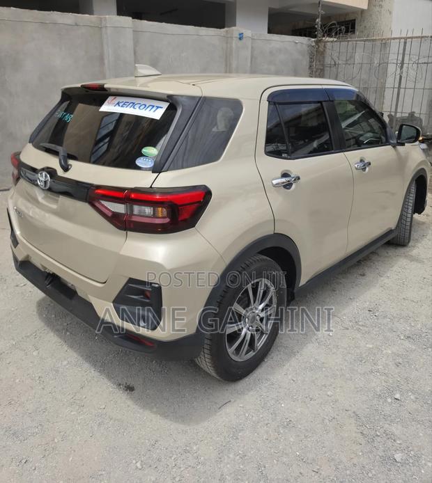Toyota Raize 2021 Beige