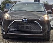 Toyota Sienta 1.5 Hybrid FWD (6-seater) 2019 Burgundy for sale