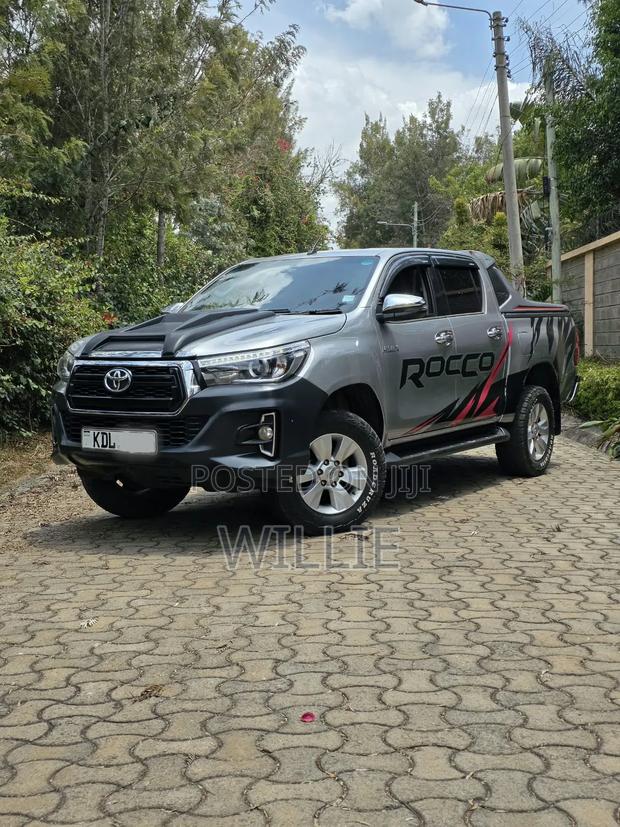 Toyota Hilux Revo Double Cab Deisel 2.4 RWD 2016 Gray