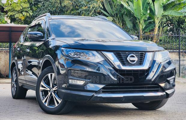 Nissan X-Trail 2.0 Petrol AWD 2018 Black