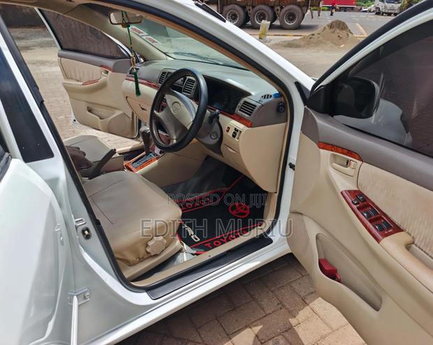 Toyota Corolla 2007 White