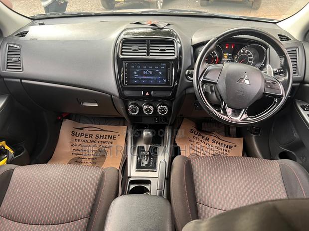 Mitsubishi RVR 2018 Gray