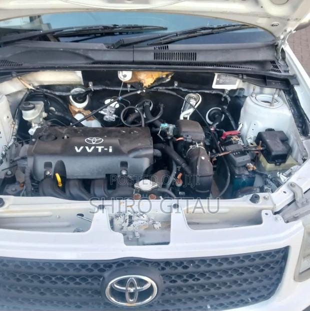 Toyota Succeed 2005 White