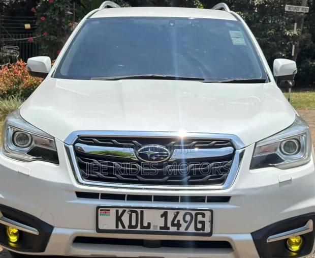 Subaru Forester 2016 Off white