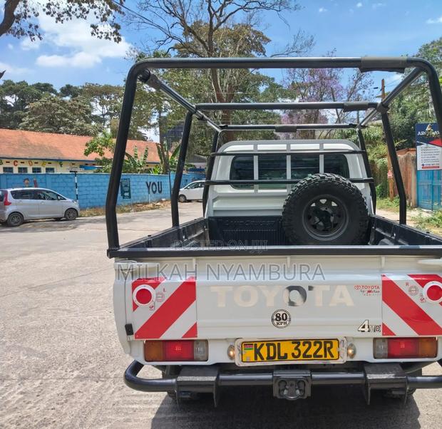 Toyota Land Cruiser 2023 White