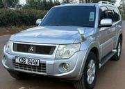 Mitsubishi Pajero 2015 Silver for sale