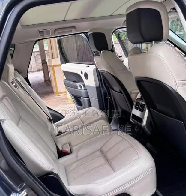 Rover Land 2022 Gray