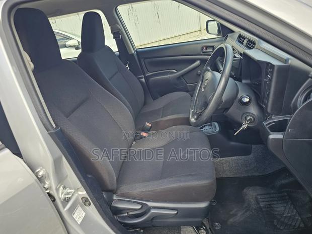 Toyota Probox 1.5 DX 2WD 2019 Silver